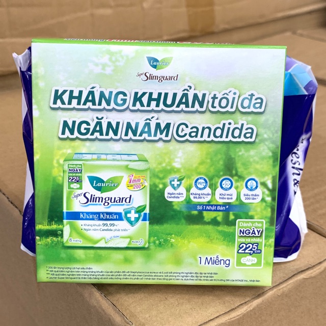 ( ko quà) 2 gói Băng vệ sinh ban đêm Laurier Fresh and Free siêu chống tràn 4 miếng 30cm