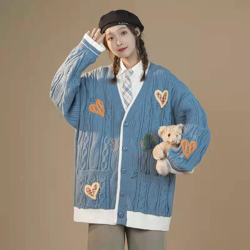 AFFLIGE ✦ AFFLIGA ✦Áo khoác len cardigan tay dài cổ chữ V thêu họa tiết trái tim phong cách cổ điển thời trang cho nam