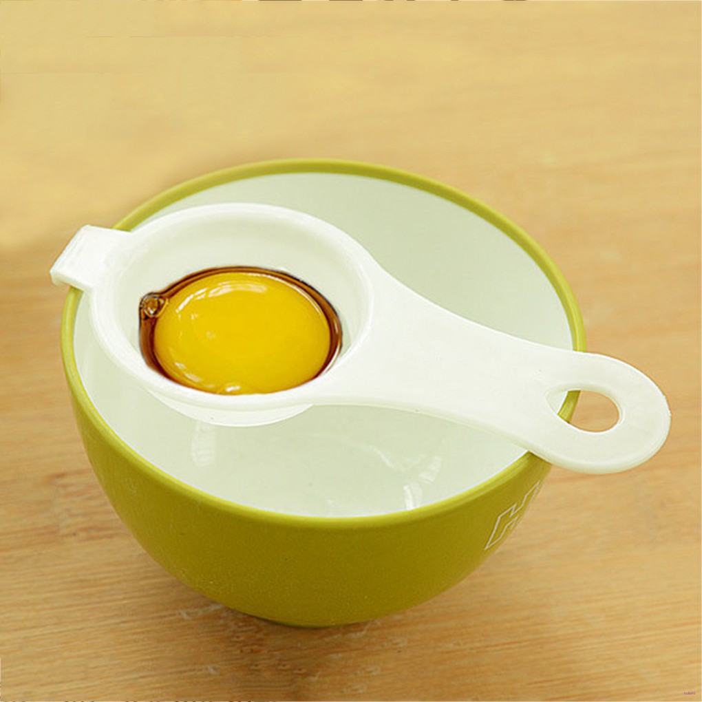 Dụng cụ tách lòng đỏ trứng tiện dụng