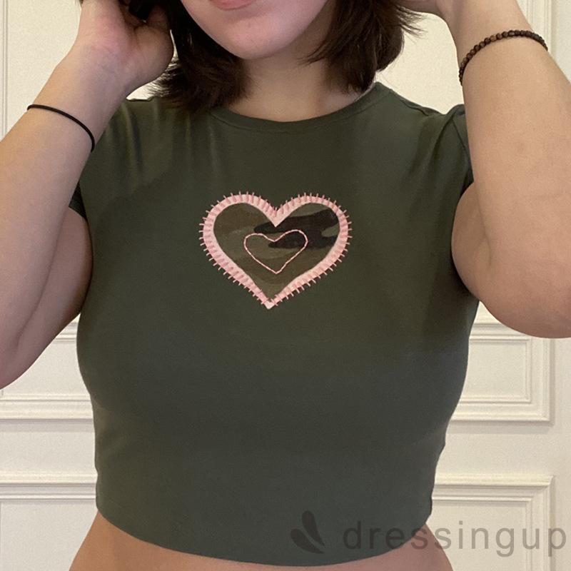 Áo Thun Nữ Tay Ngắn Cổ Tròn Họa Tiết Trái Tim Độc Đáo