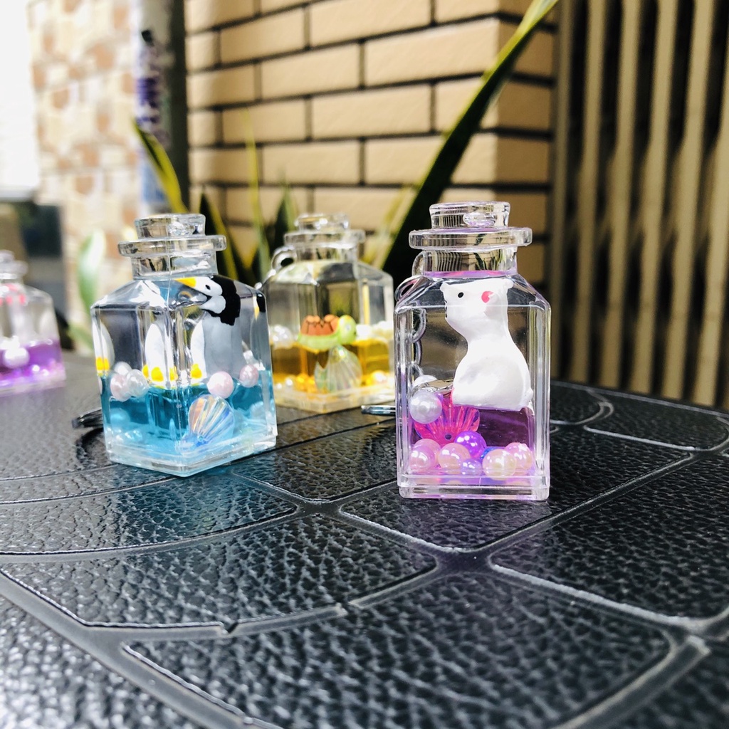 Móc khóa nước kim tuyến dễ thương DTOnline (ngẫu nhiên)