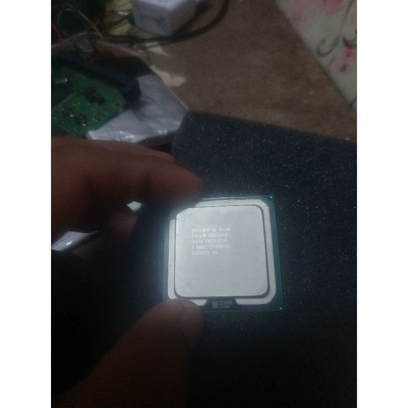 CPU E5700 3ghz intel pentium cũ socket 775