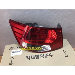 ĐÈN HẬU NGOÀI XE KIA FORTE / CERATO 2008- 2012 HÀNG CHÍNH HÃNG