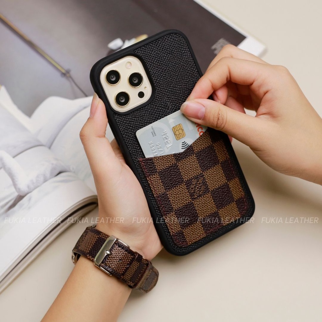 Ốp da thủ công Epsom đen khe thẻ IV Caro nâu cho IPhone 14/14Plus/14Pro/14Promax/13/13Pro/13Promax/12Promax ODTC128