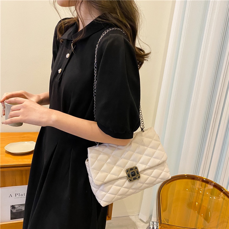 Túi đeo vai IELGY hình vuông cỡ nhỏ thêu họa tiết độc đáo chốt cài thời trang cho nữ