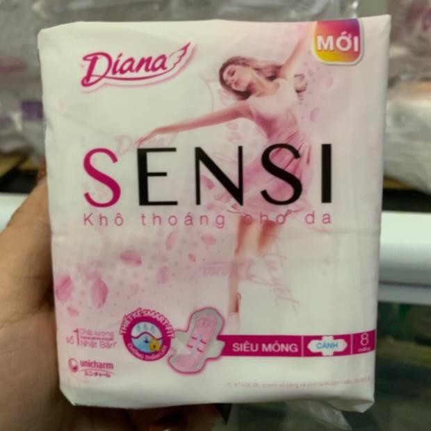 Mẫu Mới Băng vệ sinh Diana Sensi cho da mẫn cảm có cánh 8 miếng