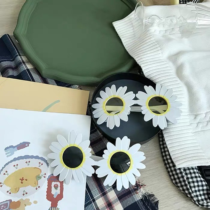 Kính Hoa Cúc Hàn Quốc - Kính Cúc Họa Mi GD