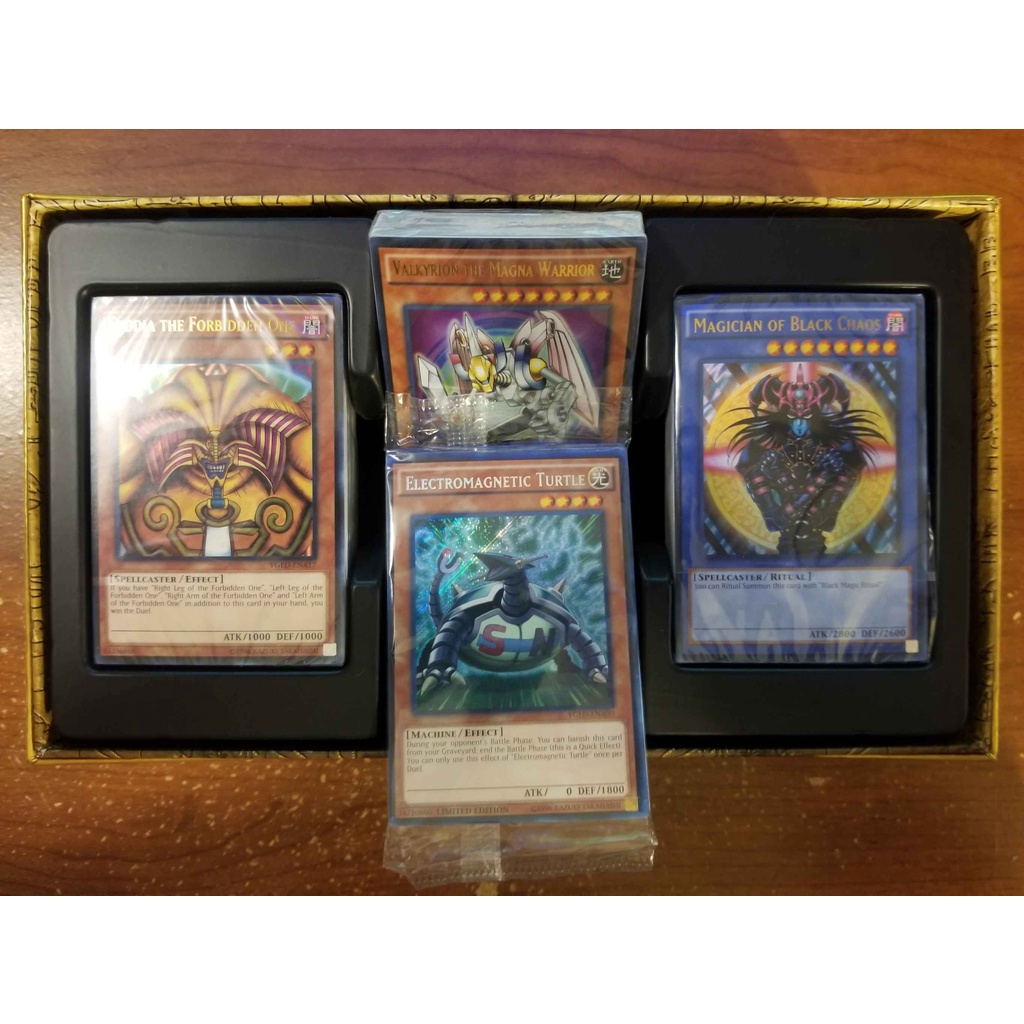 Hộp bài sưu tập Legendary Yugi's Deck - phiên bản TCG - UK