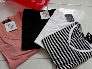 Áo phông HM cổ tim
