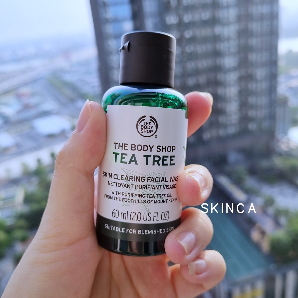 Sữa rửa mặt cho da dầu mụn Tea tree Skin Clearing facial wash The body shop