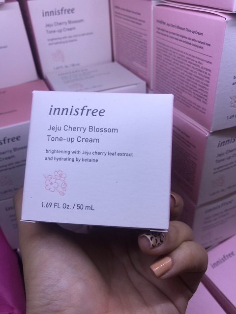 KEM DƯỠNG INNISFREE JEJU CHERRY BLOSSOM TONE UP/ JELLY CREAM