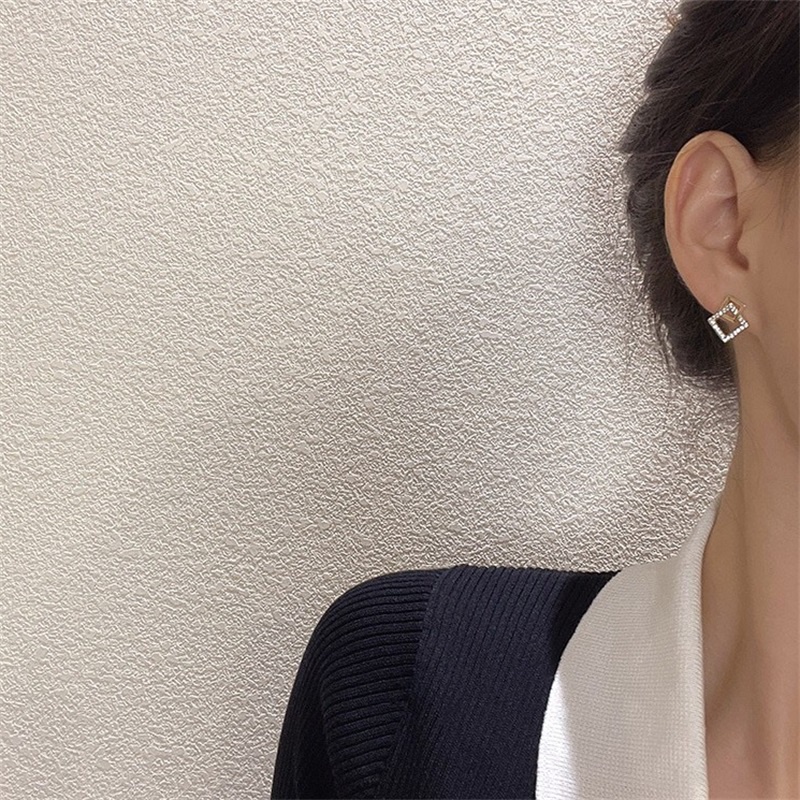 Bông Tai Hình Vuông Đính Đá Zircon Phong Cách Hàn Quốc Mới
