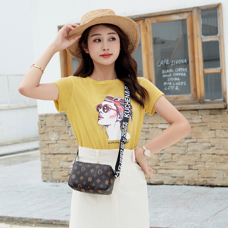 Túi đeo vai IELGY thời trang hàn quốc in họa tiết chữ cái màu tương phản kiểu dáng vuông nhỏ gọn