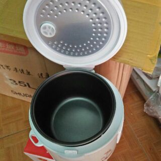 Nồi cơm điện mini tiện lợi