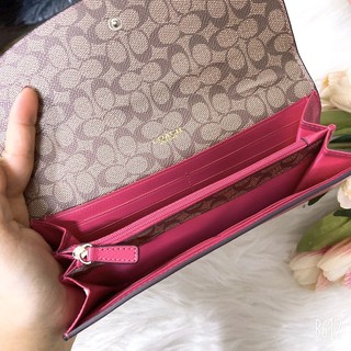 Ví Coach dài nhiều ngăn