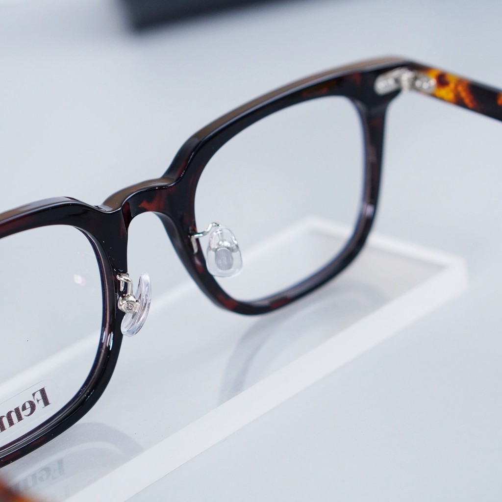 Gọng kính cận vuông Femi Baker mắt kính nam nữ chống ánh sáng xanh | BigBuy360 - bigbuy360.vn