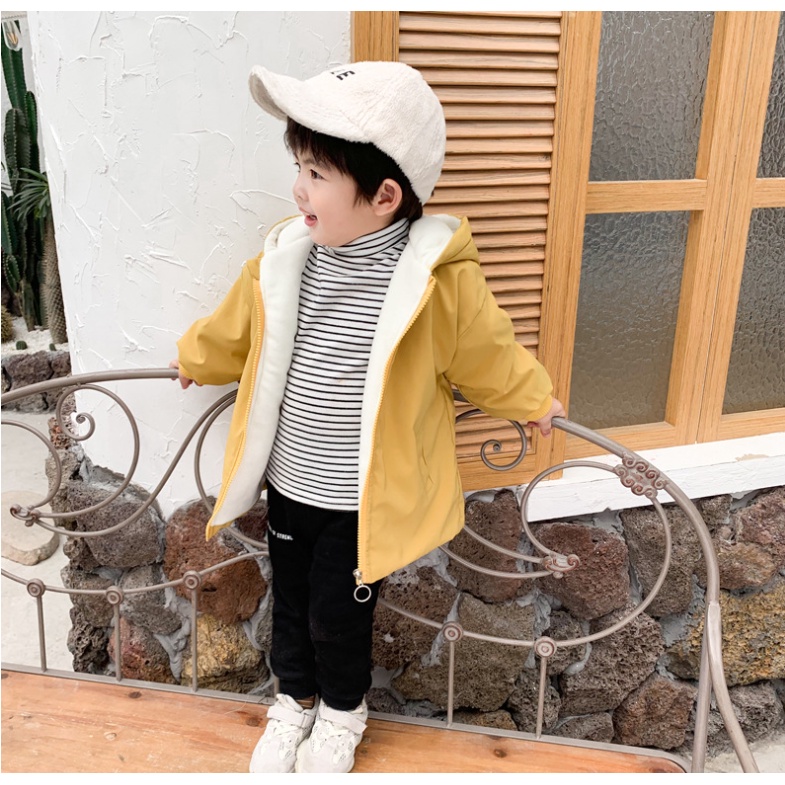 Áo Khoác Phao Lót Vải Nhung Thời Trang Năng Động Dành Cho Bé