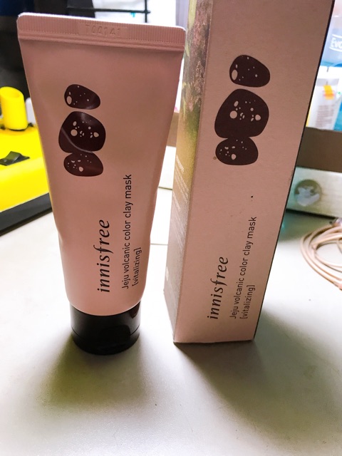 Mặt nạ Innisfree Jeju Volcanic Color Clay Mask Vitalizing