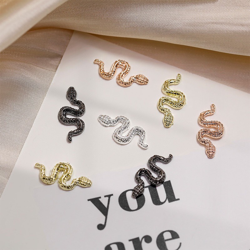 Charm rắn kim loại trang trí móng siêu cute nail