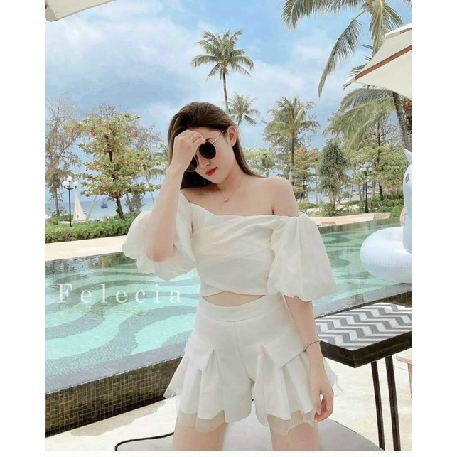 SÉT ĐỒ BÁNH BÈO Xếp Ngực Nhún Lưng Kết Hợp Quần Giả Váy phối Lưới Siêu Xinh