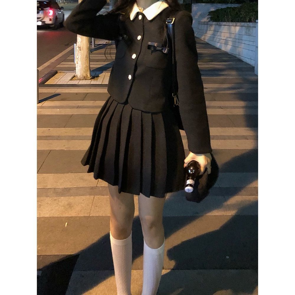 Set áo khoác dài tay cổ bẻ + chân váy xếp ly thời trang nữ