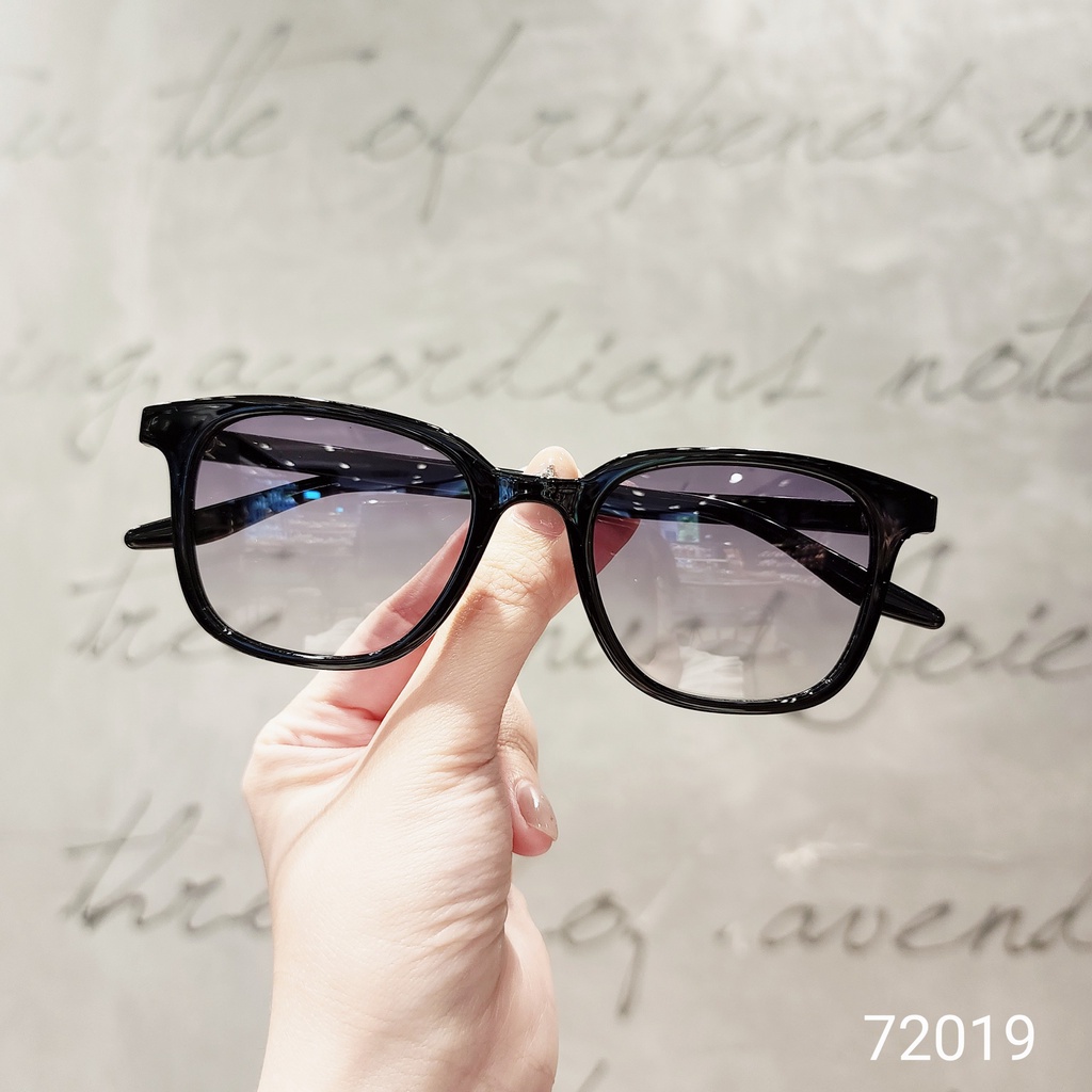 Kính mát nam nữ LILYEYEWEAR mắt vuông chất liệu nhựa cứng cáp màu sắc thời trang FGBP.2020 72019