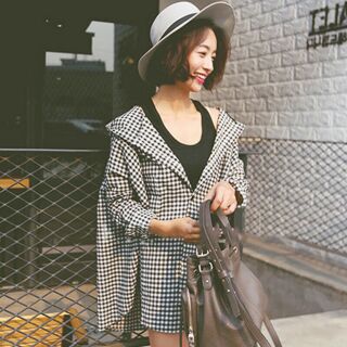 Áo khoác nữ sọc carô oversize