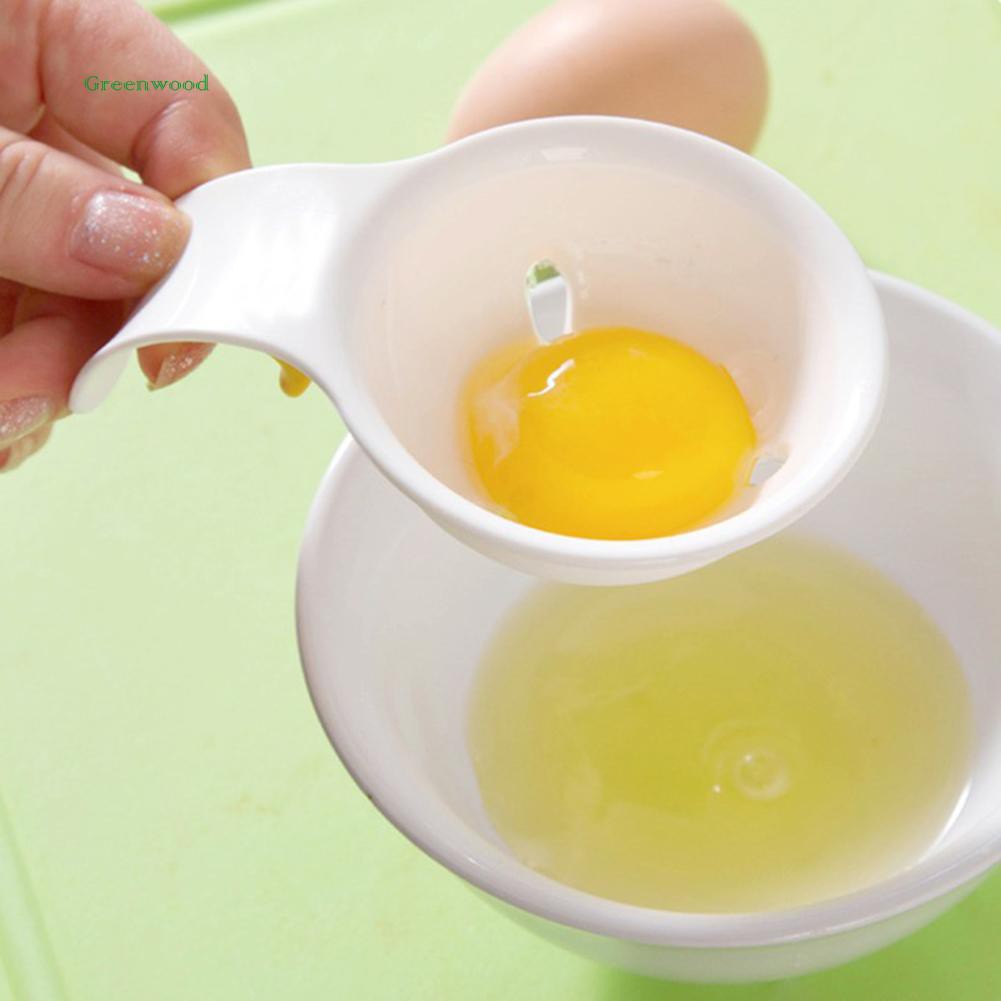 Dụng cụ tách lòng đỏ trứng gà bằng nhựa tiện dụng