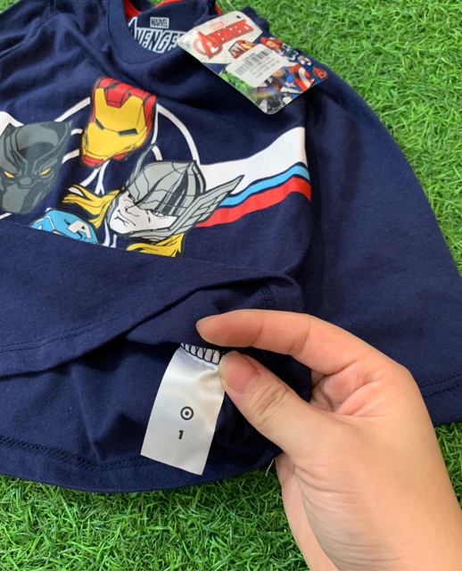 Áo phông siêu anh hùng