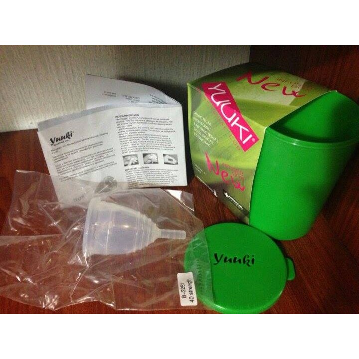 Combo 2 Cốc nguyệt san Yuuki của Séc + 2 gel rửa)