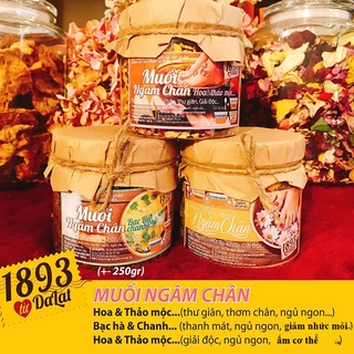 Muối ngâm chân thảo mộc thiên nhiên thương hiệu 1893 Đà Lạt giúp ngủ ngon, hỗ trợ các bệnh lí về chân