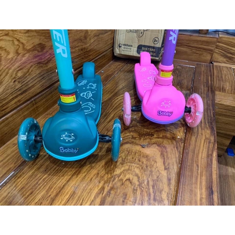 Xe scoter siêu xịn xò