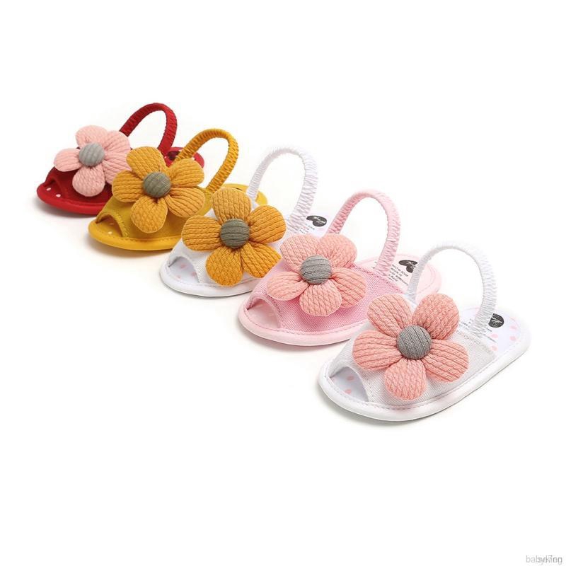 Giày xăng đan đế mềm đính hoa phong cách mùa hè cho bé gái