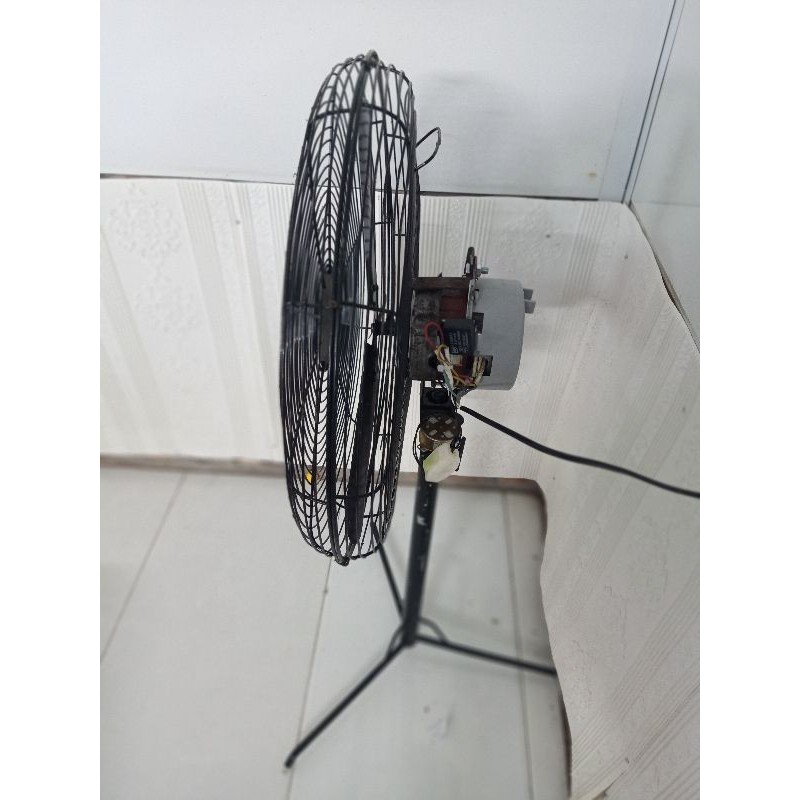Quạt công nghiệp dùng cho xưởng sản xuất, cửa hàng và gia đình - Có tút năng quay - Bảo hành 12 tháng