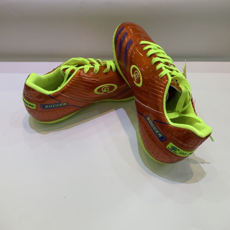 Giày bóng đá sân cỏ nhân tạo CP đã khâu đế