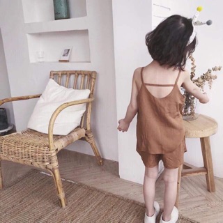 Bộ bé gái lanh lụa