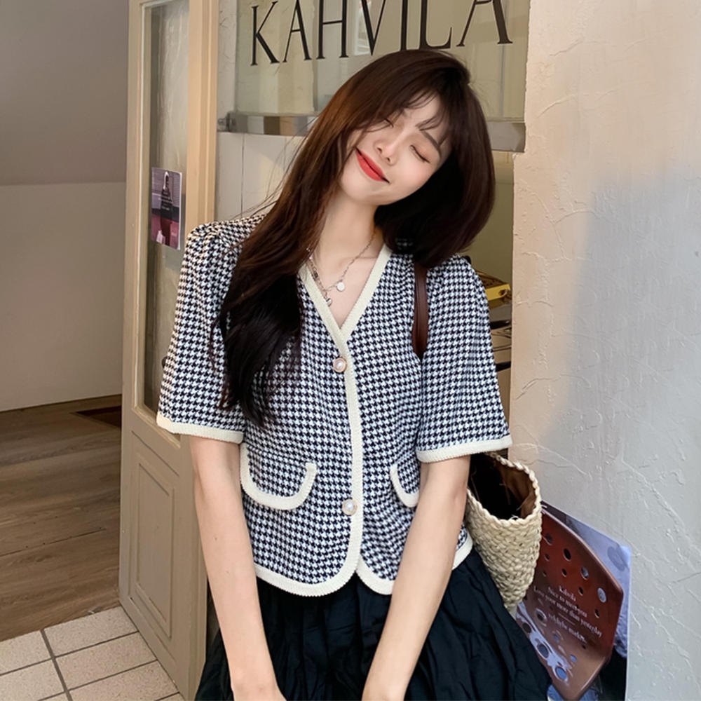 Áo Sơ Mi Ngắn Tay Cổ Chữ V Họa Tiết Kẻ Ô Phong Cách Mới 50545