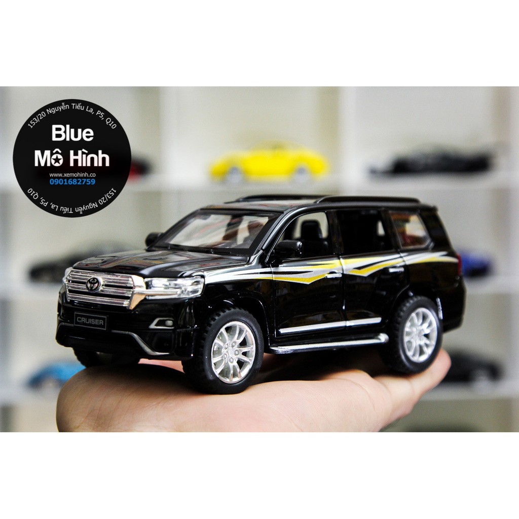 Blue mô hình | Xe mô hình Toyota Land Cruiser New mở hết cửa 1:32