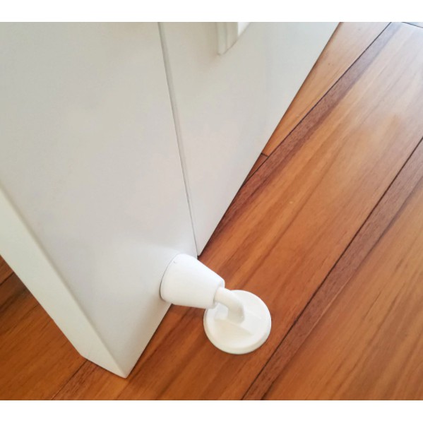 Nút chặn cửa hút cửa chống sập, kẹt tay giảm va đập