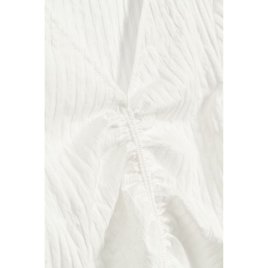 Sơ mi ngắn tay nữ MADELEN vạt rút nhún lệch chất vải đẹp thoáng mát | BigBuy360 - bigbuy360.vn