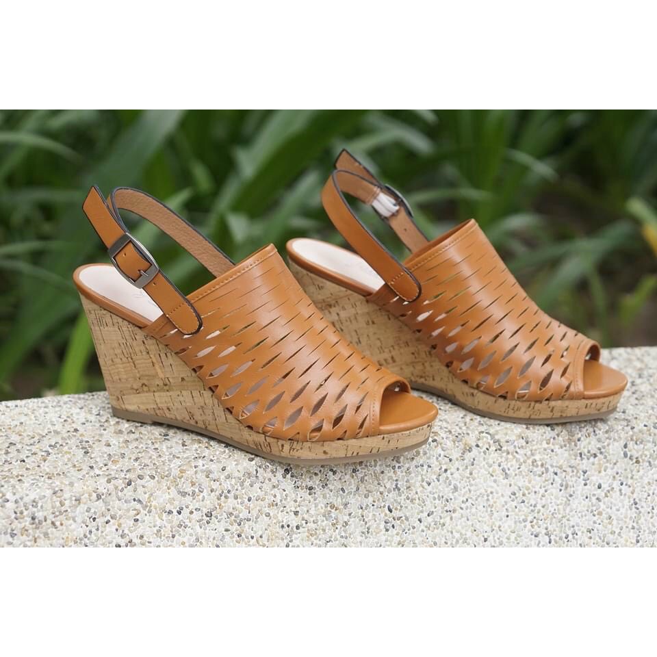 Sandal đế xuồng quai cut out cắt laze da thật êm chân cao 8P