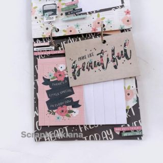 Mini album scrapbook
