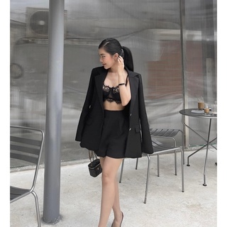 SET ÁO VEST ĐEN NÚT TAY DÀI + QUẦN SHORT (KHÔNG KÈM LÓT TRẮNG)