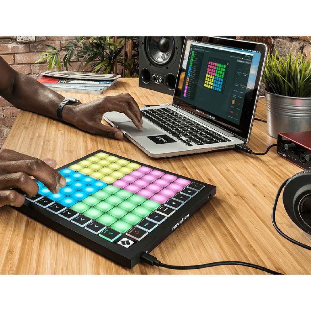 Novation Launchpad X MK3 Bàn phím sáng tác - Sản xuất âm nhạc Producer Grid Controller for Ableton Live