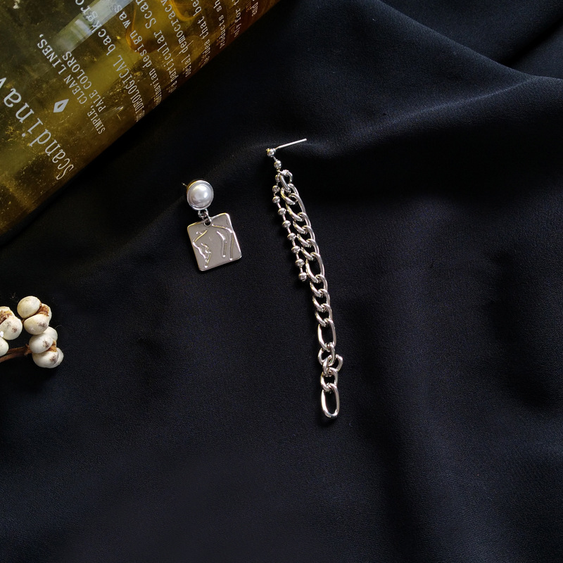 Bông Tai Dây Xích Hai Lớp Dài Bằng Kim Loại Họa Tiết Dập Nổi 22767