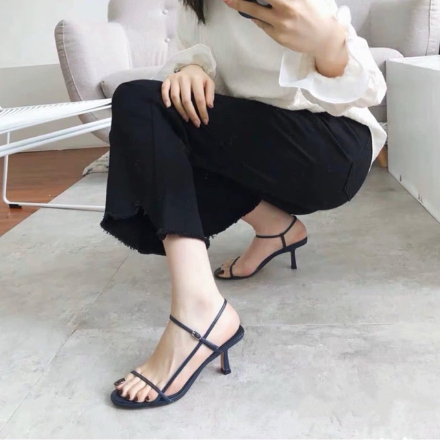 [Mã FASHIONGREEN264 giảm 10% tối đa 30k đơn từ 99k] Sandal quai mảnh tôn dáng 5 phân