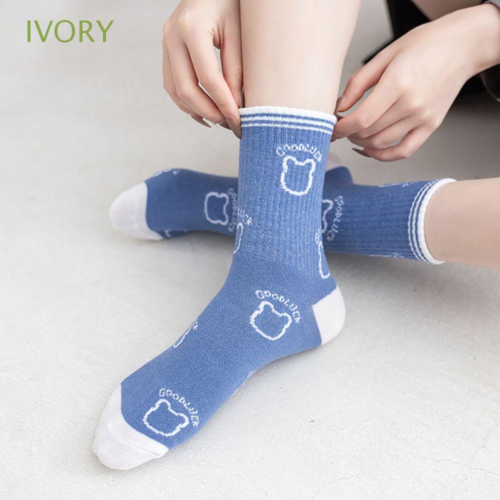 Đôi vớ thoáng khí in hình gấu dễ thương cho nữ