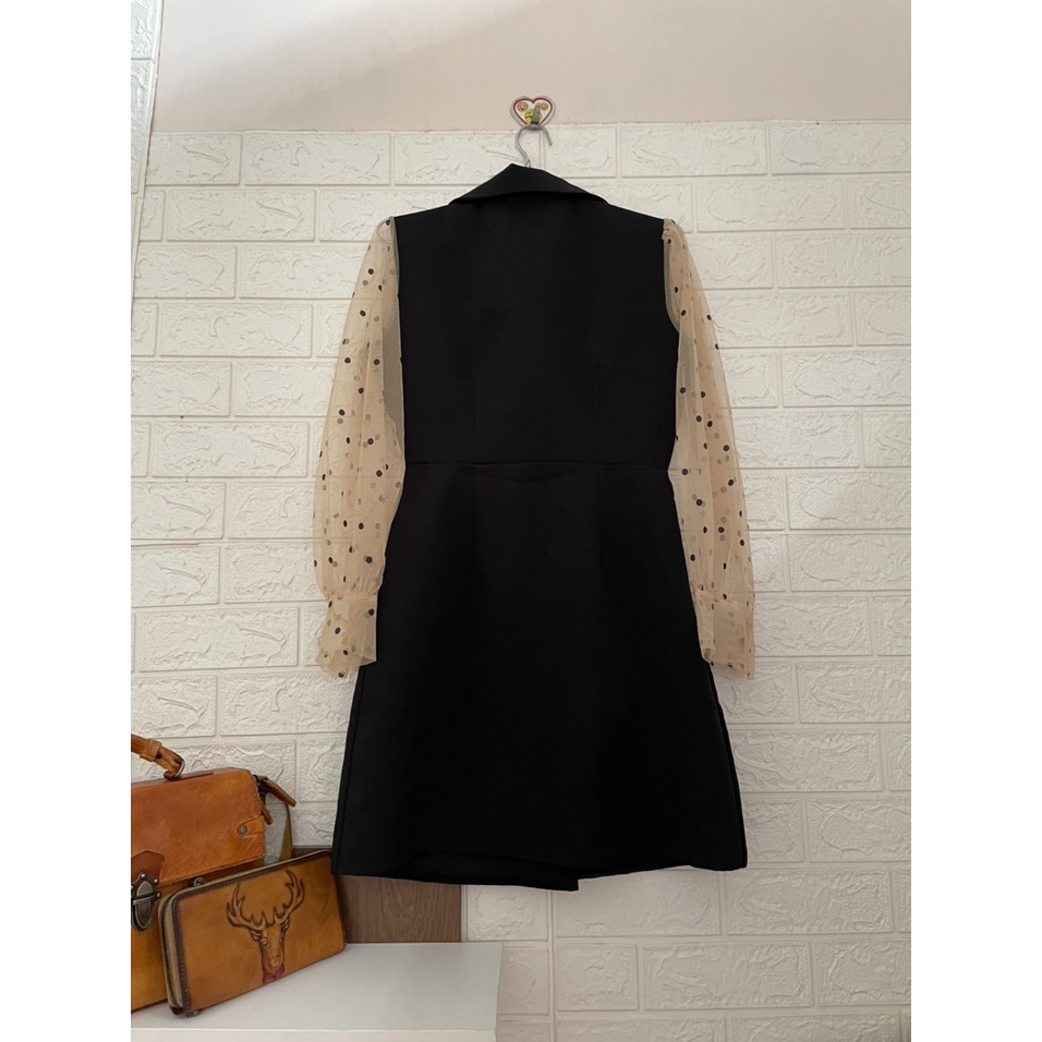 Đầm cổ vest tay phối lưới