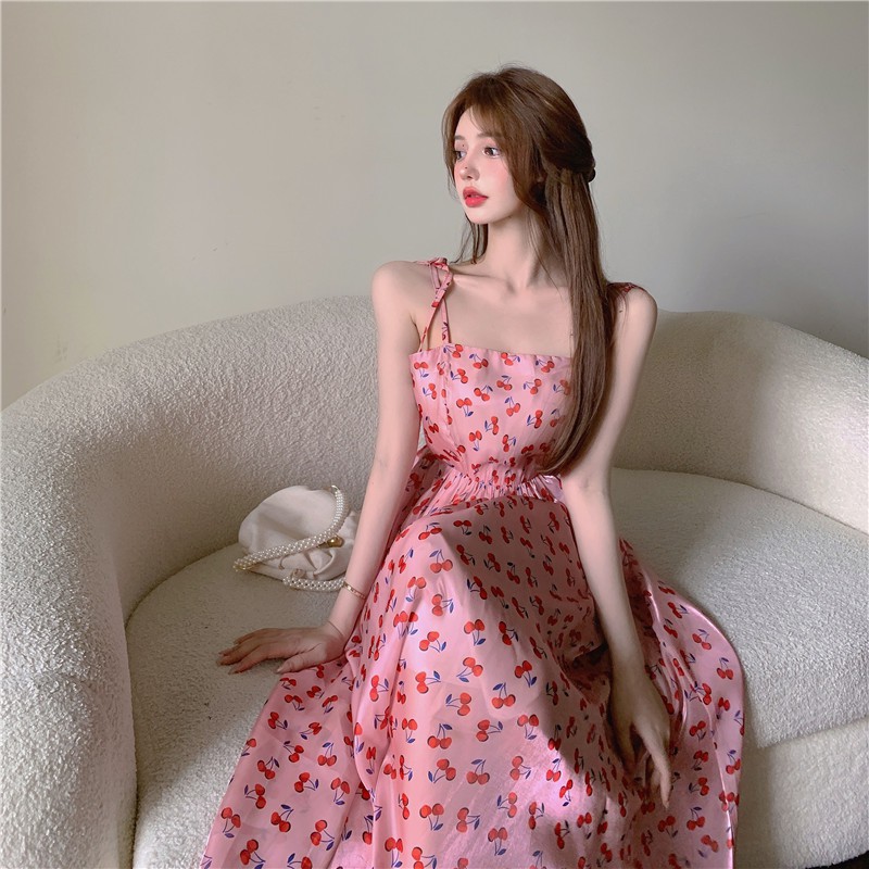 Váy dây cherry hở lưng quyến rũ , váy dây lưng biển hàng Quảng Châu