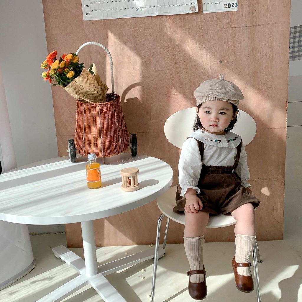 Set Đồ 2 Món Gồm Áo Sơ Mi Cổ Búp Bê Thêu Họa Tiết+Quần Túi Lồng Cho Bé 0NCI